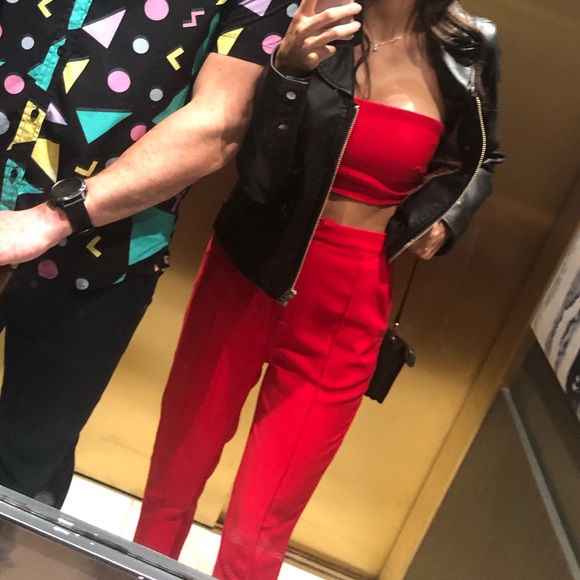 Superdown Red Two Piece Set - Picture 7 of 7